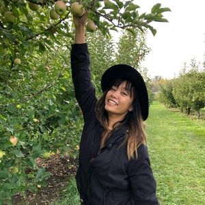 Meet your Posher, Kayla